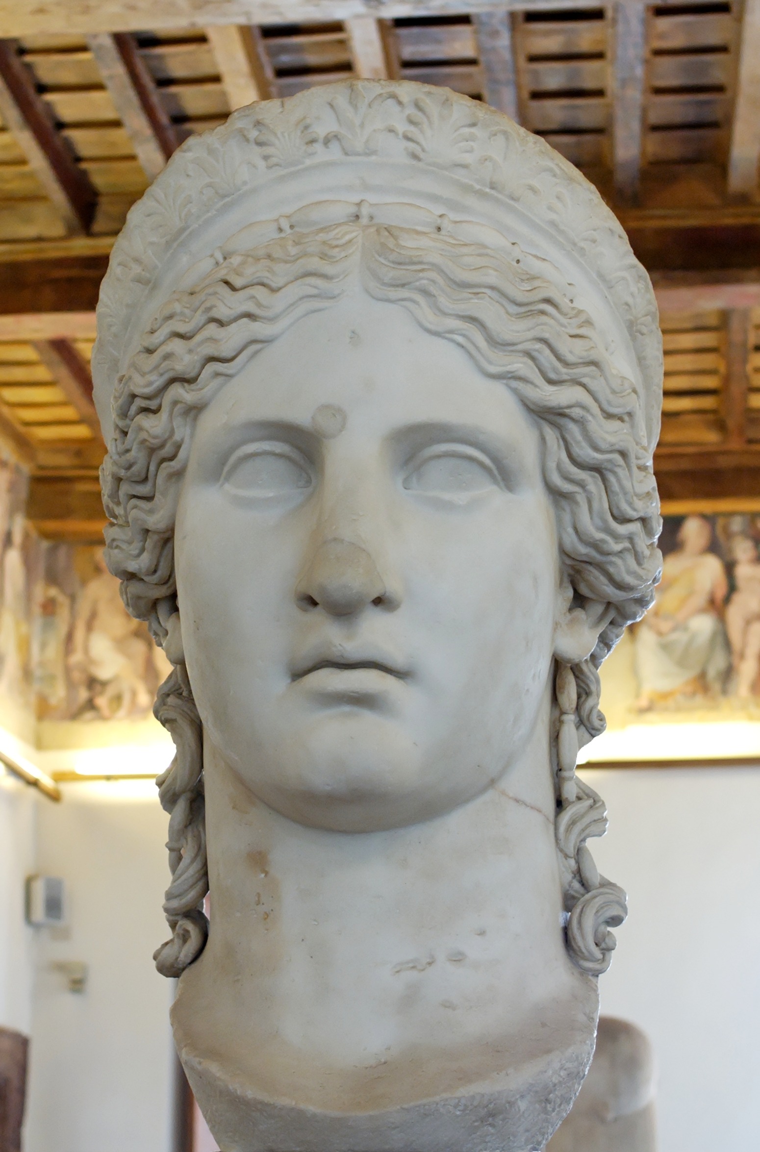 La Junon Ludovisi, tête colossale en marbre, Ier siècle ap. J.-C., Palazzo Altemps, Musée national romain, Rome