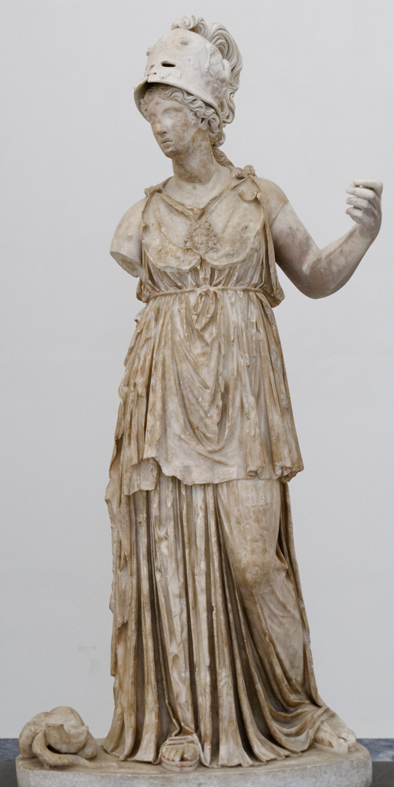 Statue de Minerve — Musée archéologique national de Naples